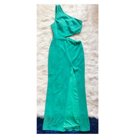 New! MARIA BIANCA “Cameron” One-Shoulder Cut-Out Side Slit Maxi Dress - Picture 6 of 10